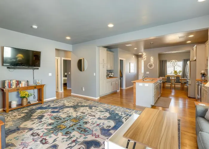 3br 2ba W Patio Fire Pit Kingman