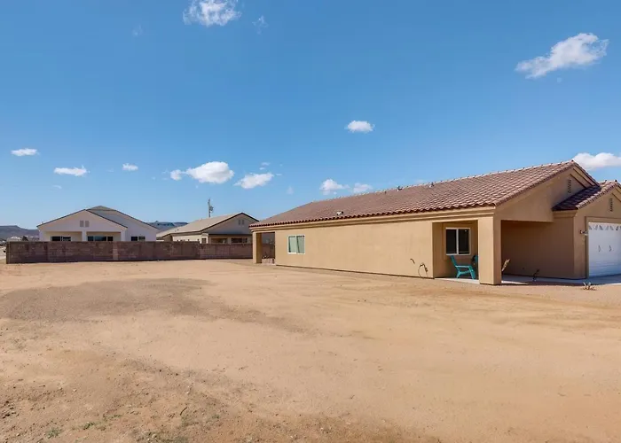 3br 2ba W Patio Fire Pit Holiday home