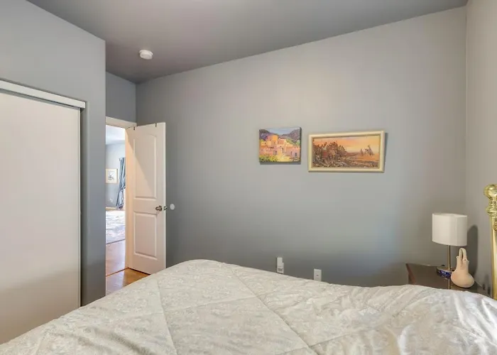3br 2ba W Patio Fire Pit