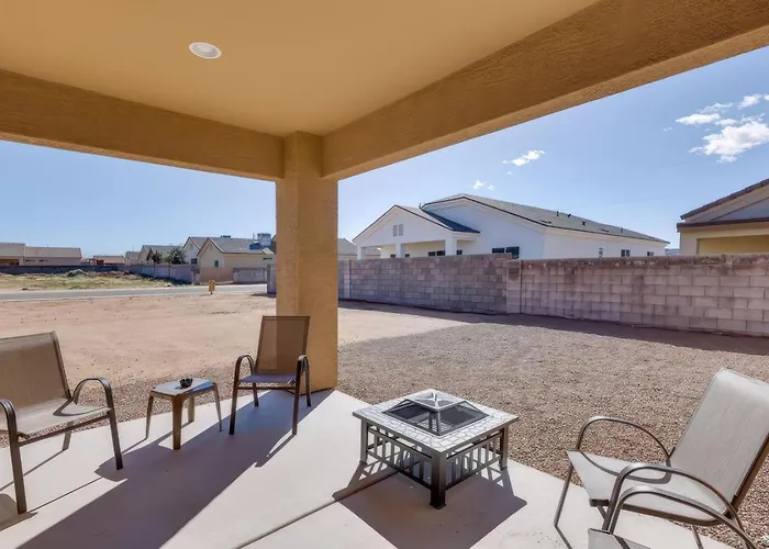 3br 2ba W Patio Fire Pit